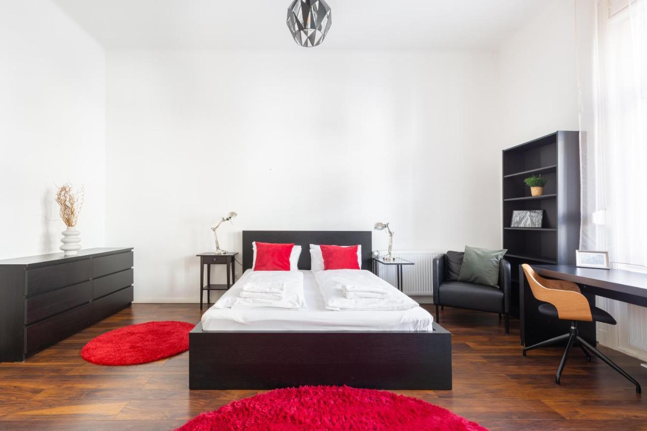 Red Dot One - New Unit In Heart Of Jewish Quarter Apartment Budapest Bagian luar foto