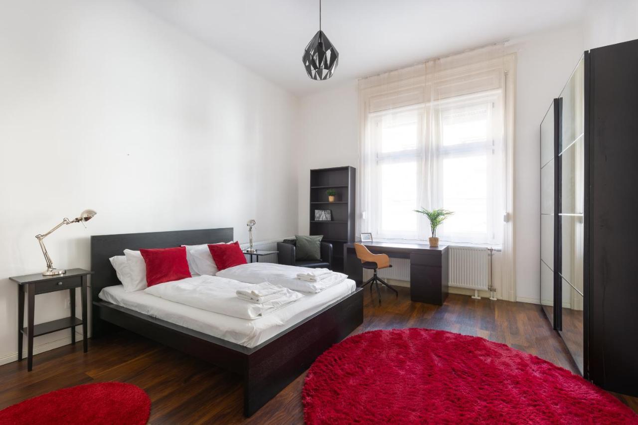 Red Dot One - New Unit In Heart Of Jewish Quarter Apartment Budapest Bagian luar foto
