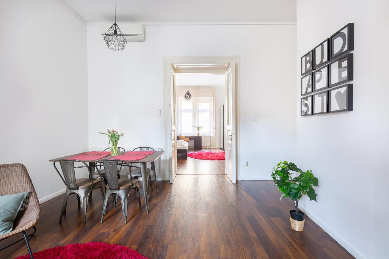 Red Dot One - New Unit In Heart Of Jewish Quarter Apartment Budapest Bagian luar foto